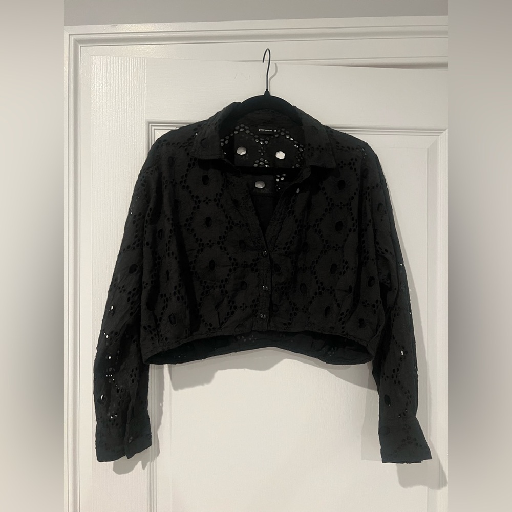 Pink Woman Black Cropped Eyelet Button-Up Shirt